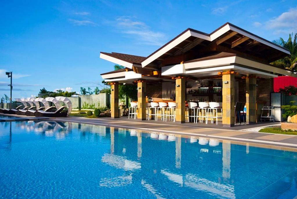 Infinity Resort Puerto Galera Exteriör bild